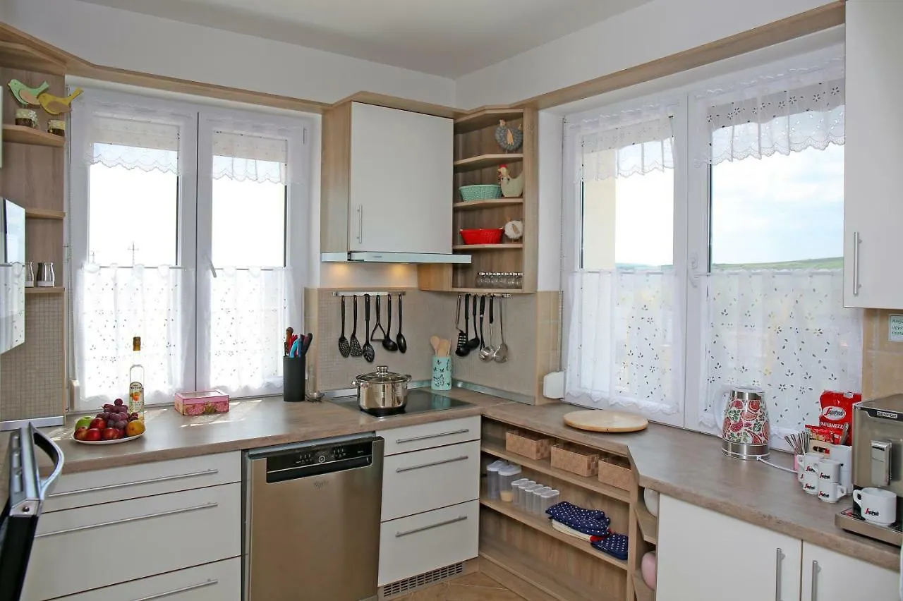 Hillside House Eger Villa 0*,  Magyarország